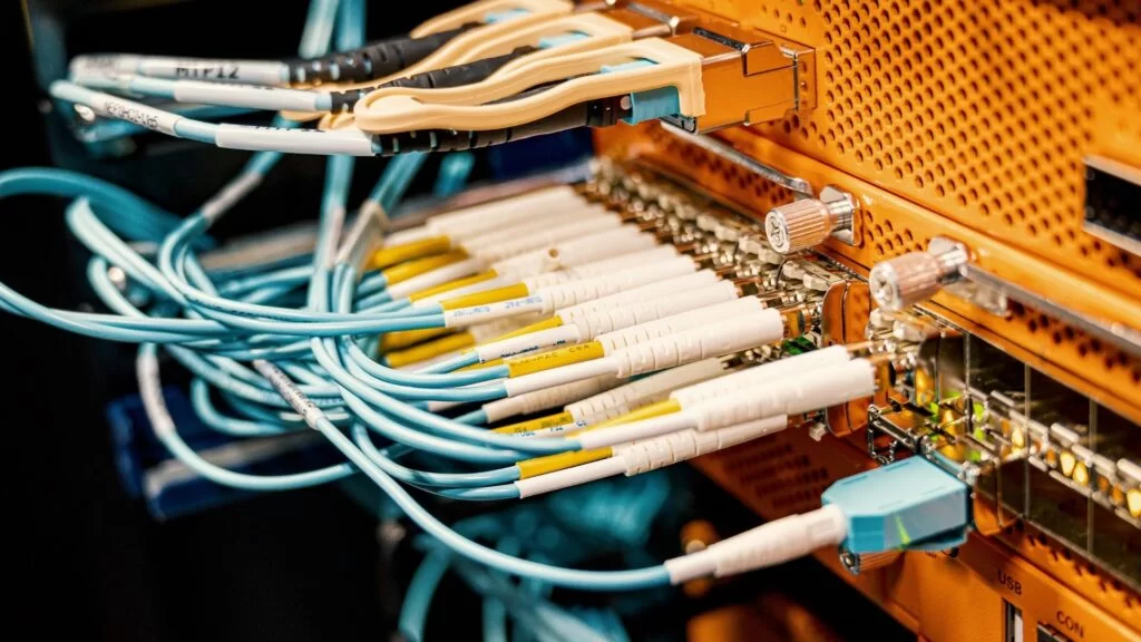 Equipamentos de Rede MikroTik em Rack